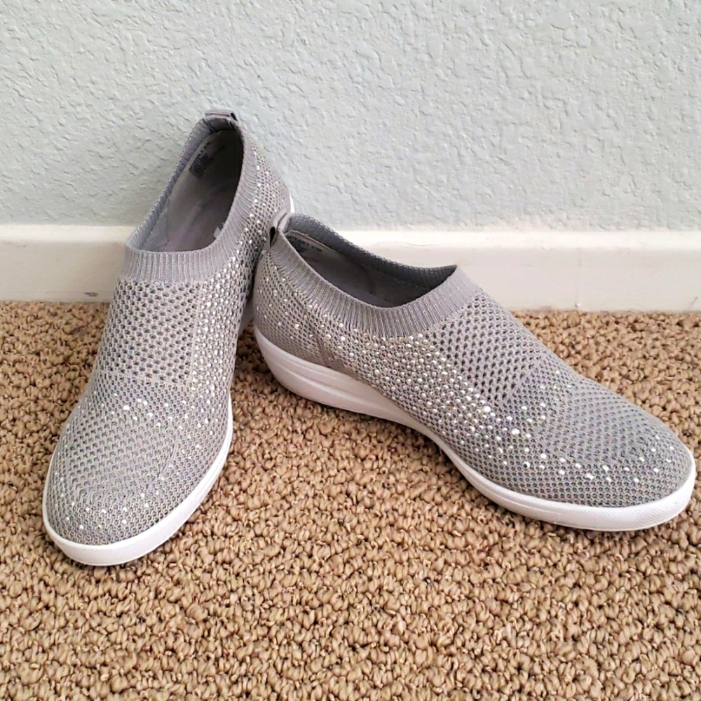 Anne Klein Slip-On Wedge silver gray size 6.5